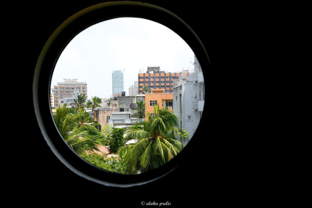 Ceylon City Hotel,Kolombo Bagian luar foto