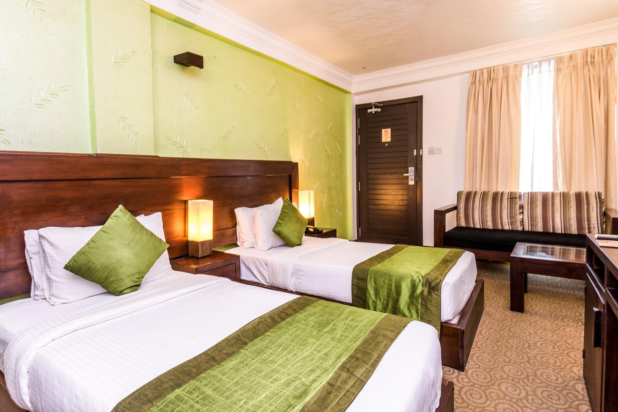 Ceylon City Hotel,Kolombo Bagian luar foto