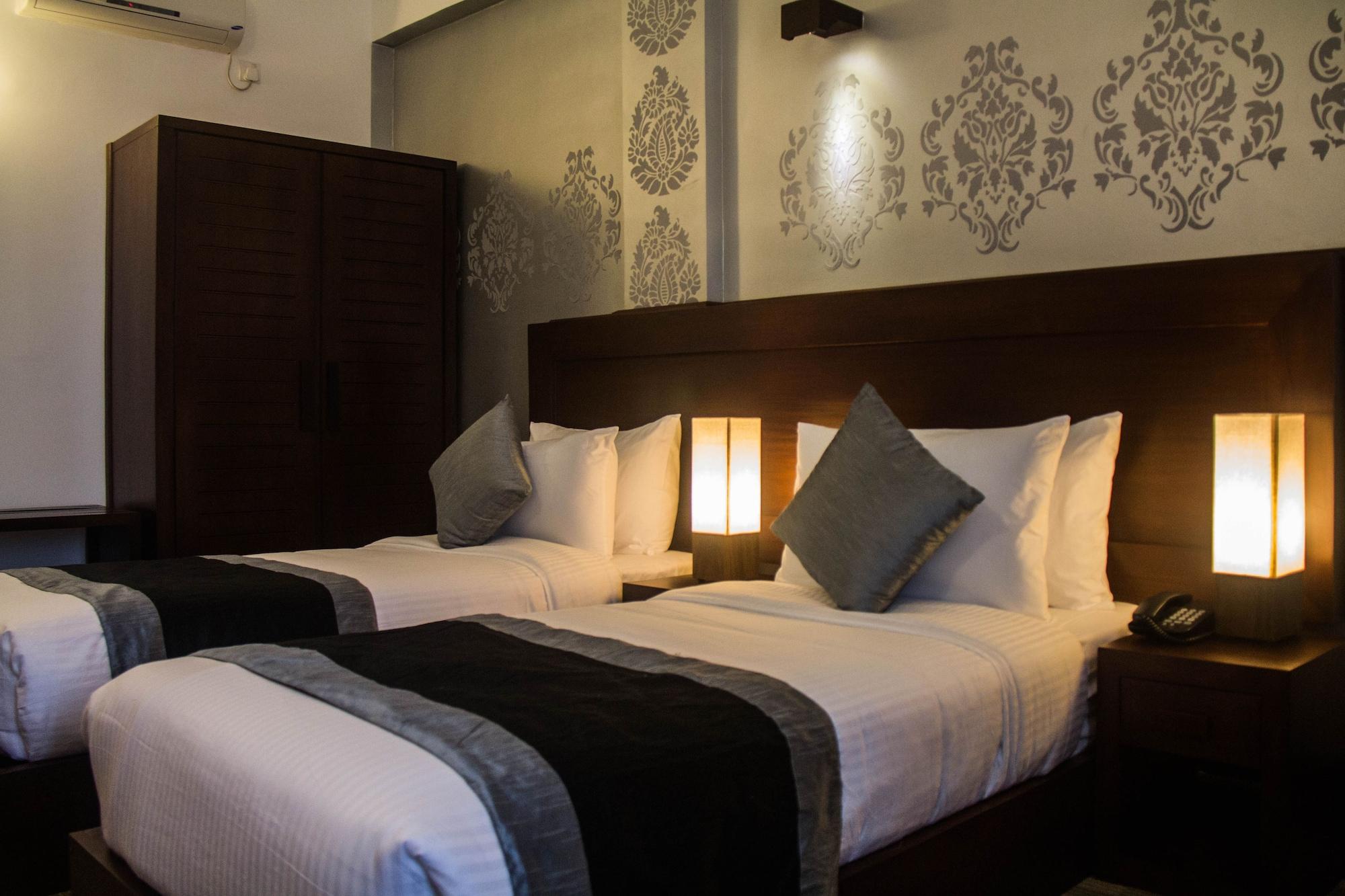 Ceylon City Hotel,Kolombo Bagian luar foto