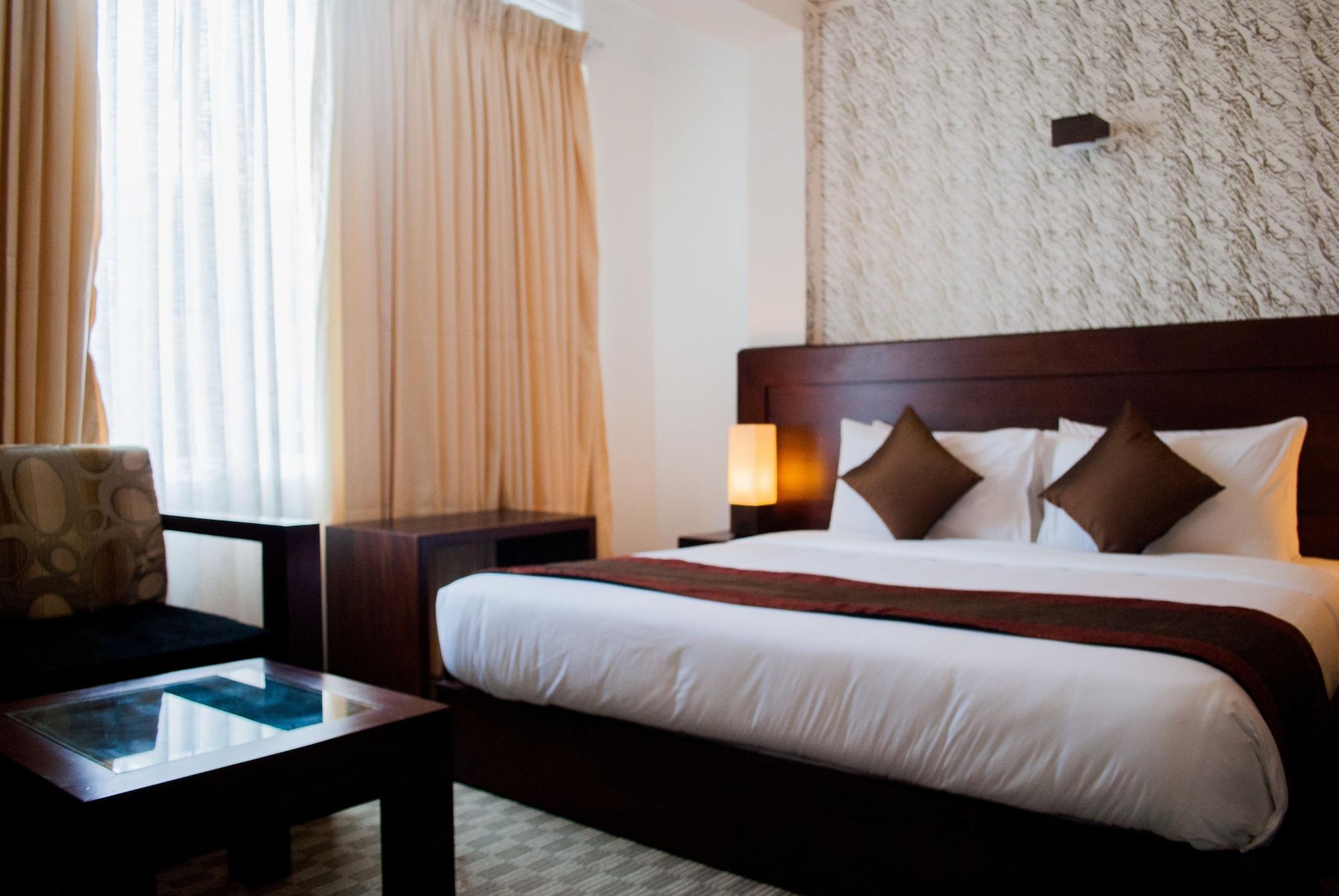 Ceylon City Hotel,Kolombo Bagian luar foto
