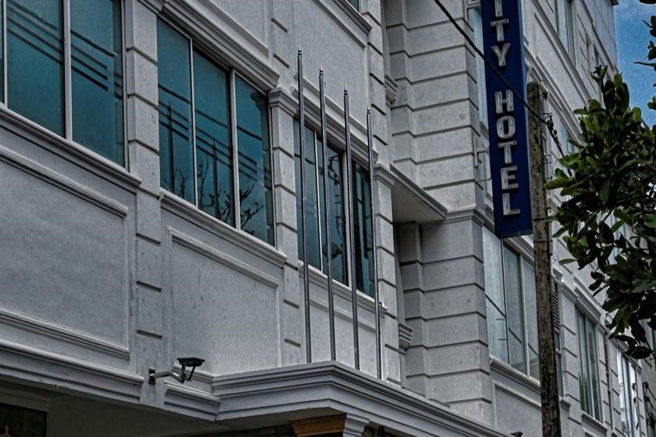 Ceylon City Hotel,Kolombo Bagian luar foto